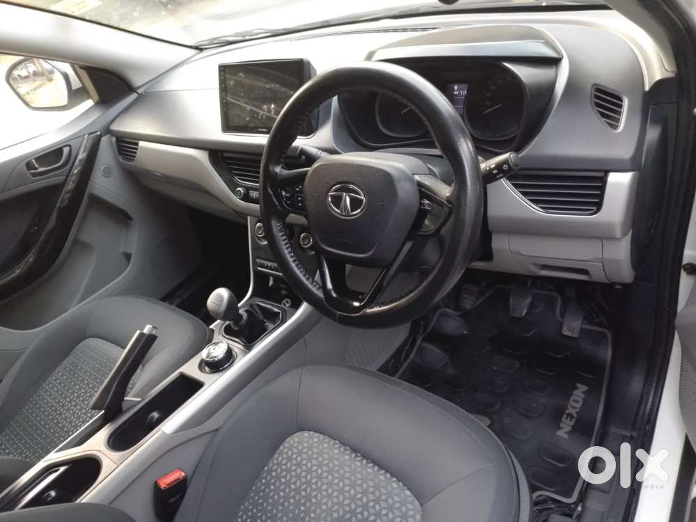 Tata Nexon 1.5 Revotorq Xm (s), 2018, Diesel