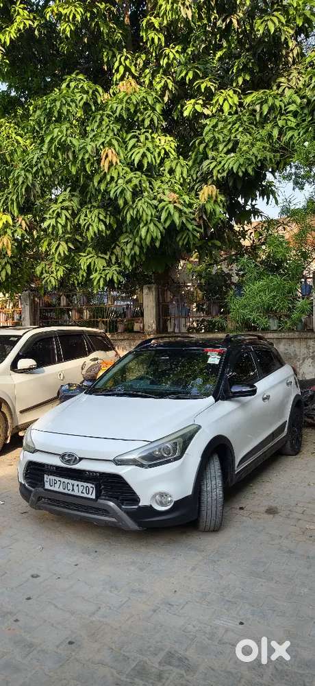 Hyundai I20 Active 2015 Top Model Diesel 80000 Km Driven