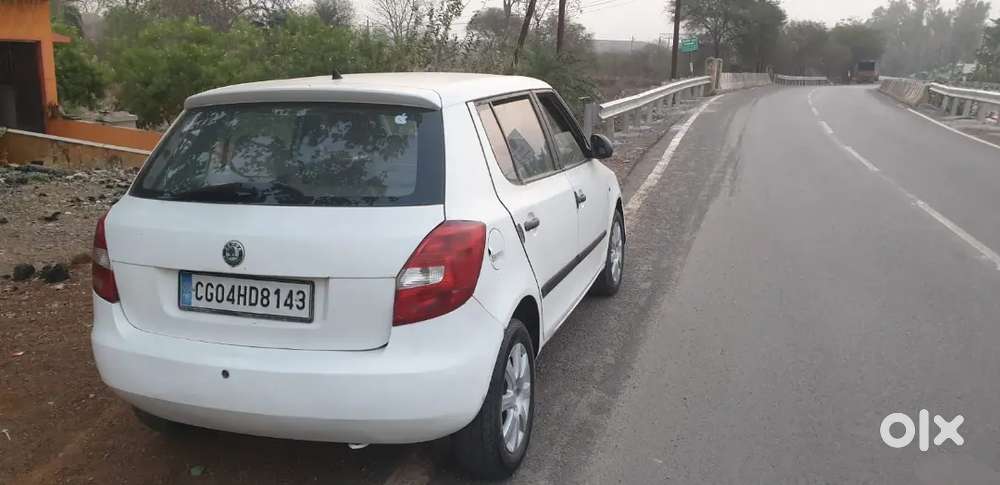Skoda Fabia 2014 Diesel 76402 Km Driven Best Condition & October Moth