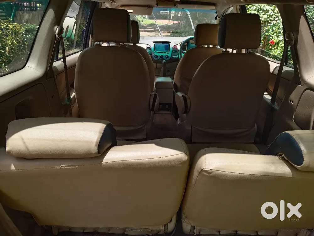 Toyota Innova V 2005