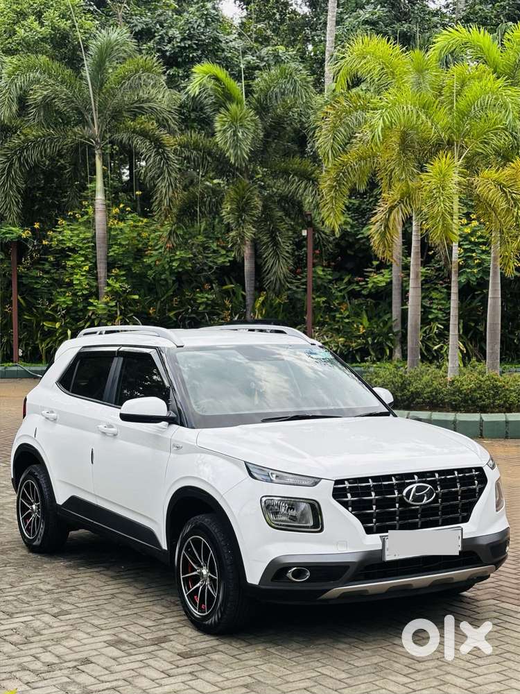 Hyundai Venue S 1.2 Petrol, 2020, Petrol