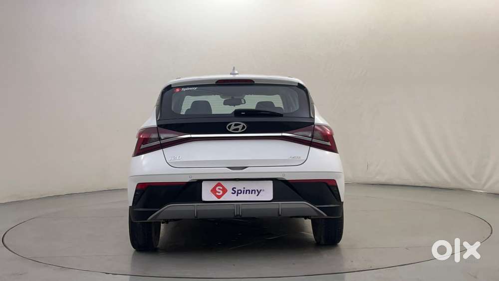 Hyundai New I20 1.2 Asta (o) Ivt, 2023, Petrol