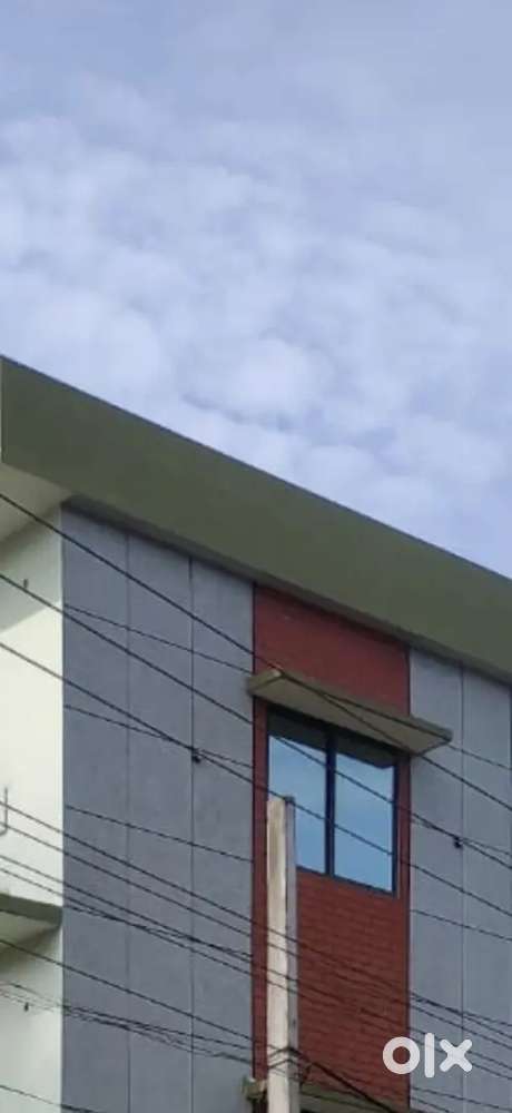 3.3 cent 2350sqft commercial /residential building pookattupadi kochi