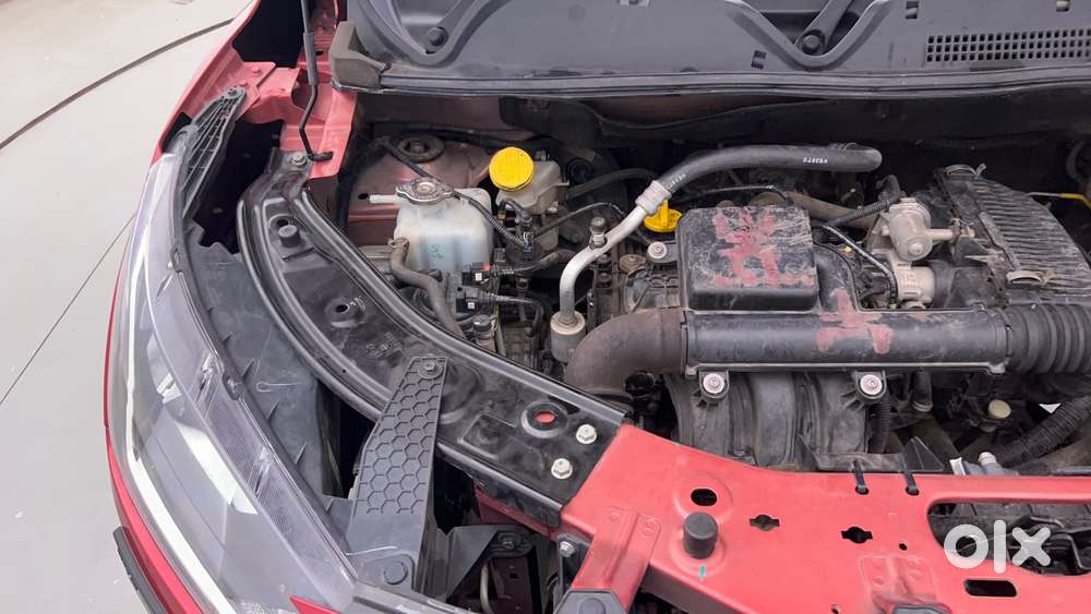 Nissan Magnite 1.0 Xv Dual Tone, 2023, Petrol