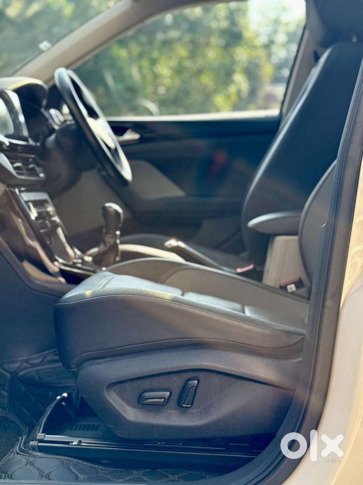 Skoda Kushaq Style 1.0l Tsi Mt, 2024, Petrol