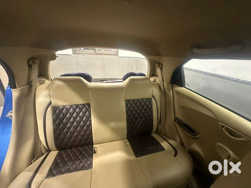 Honda Brio 2012 Km Driven