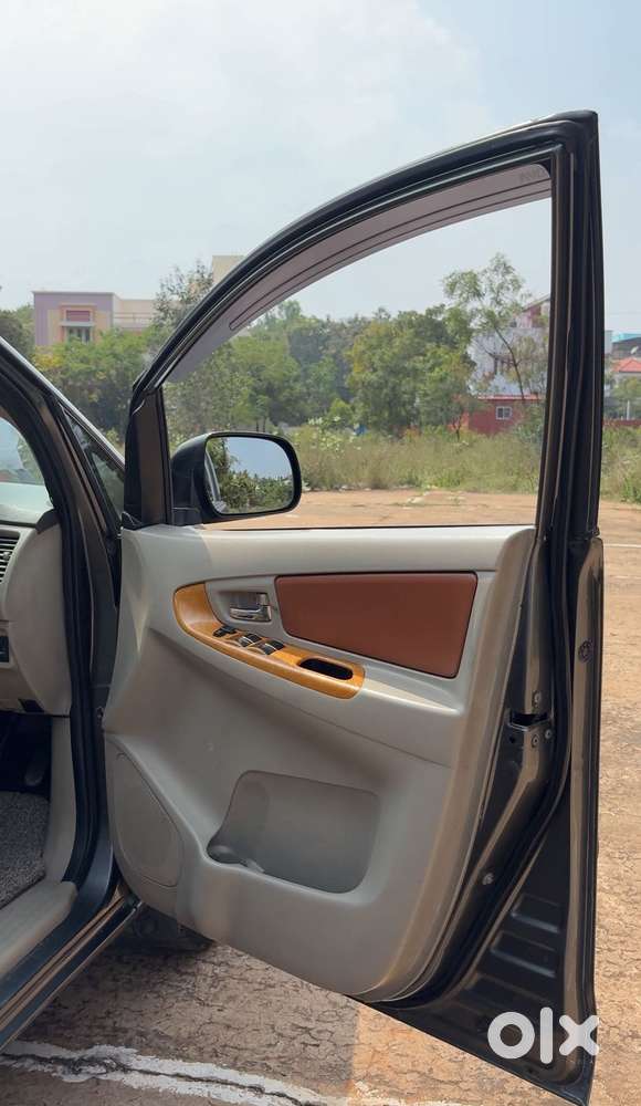 Toyota Innova, 2010, Diesel
