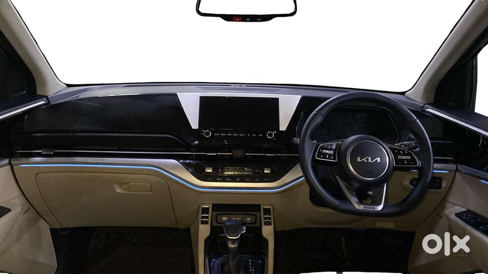 Kia Carens 1.4 Luxury Plus Dct 7 Str, 2022, Petrol