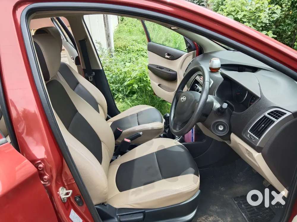Hyundai Magna Manual 2013 Petrol