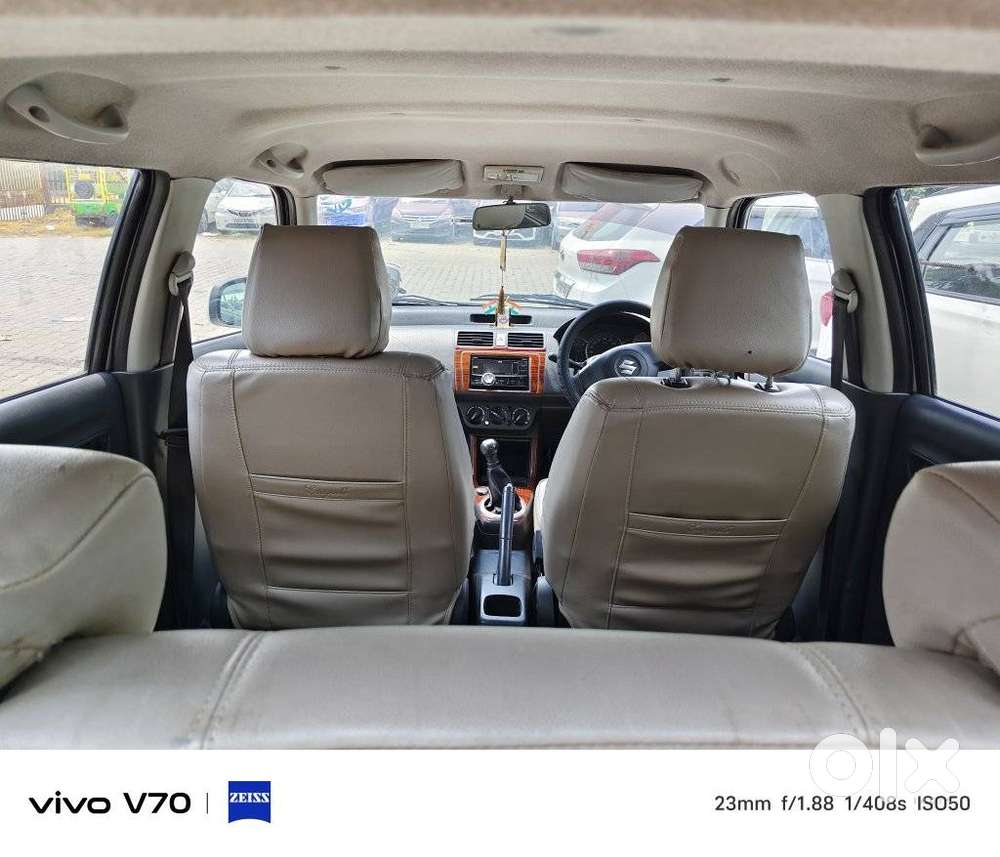 Maruti Suzuki Swift Vxi 1.2 Abs Bs-iv, 2011, Petrol