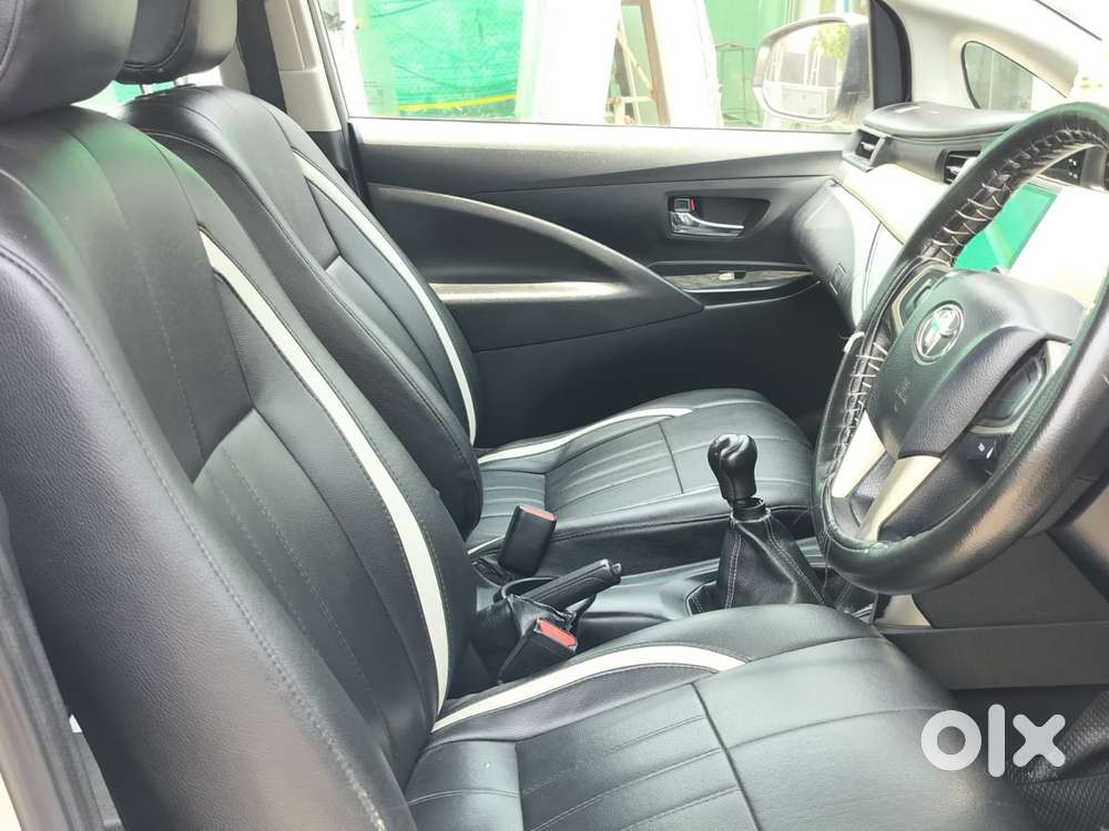 Toyota Innova Crysta 2.4 G Mt, 2017, Diesel