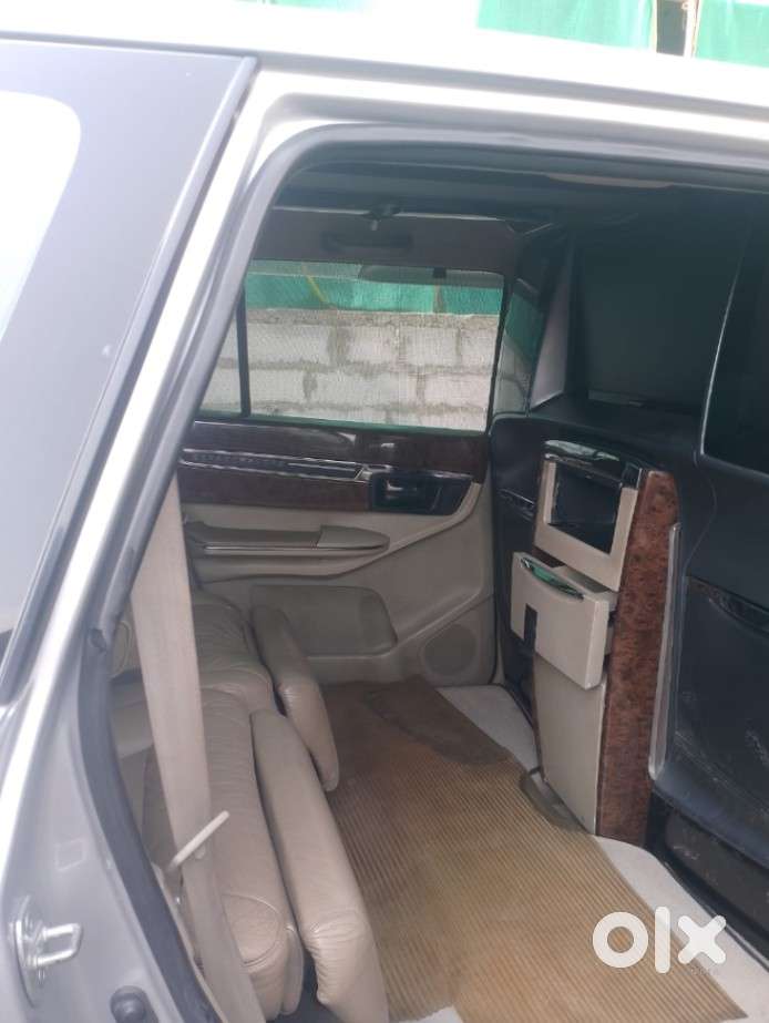 Toyota Innova 2.5 G (diesel) 8 Seater Bs Iv, 2012