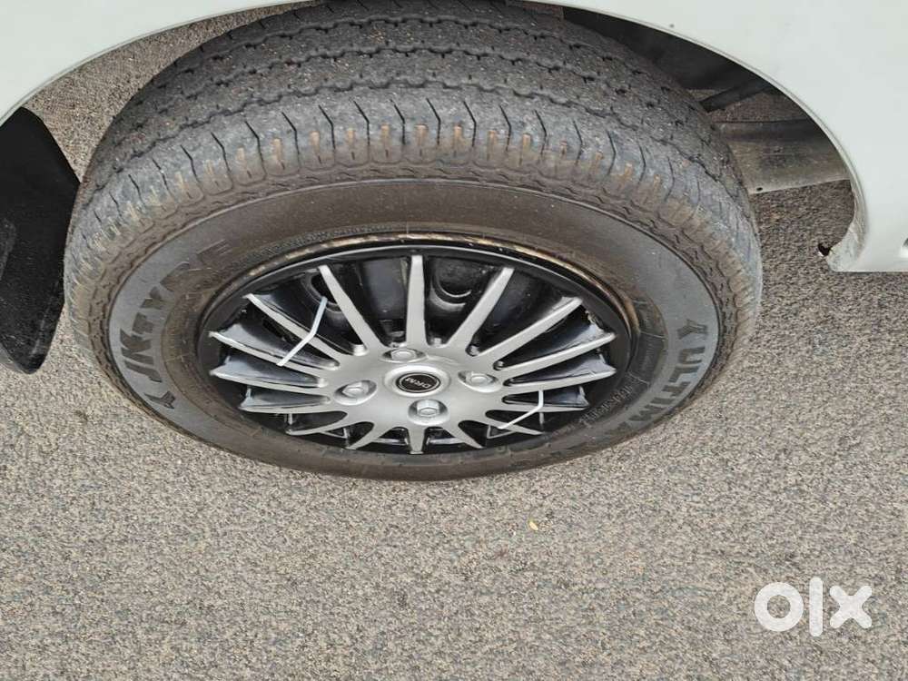 Maruti Suzuki Eeco Smiles 7 Seater Standard, 2011, Petrol