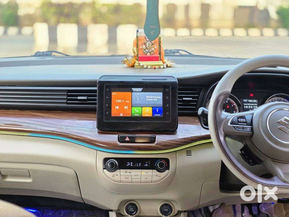 Maruti Suzuki Ertiga Zxi (o) Cng [2022-2023], 2022, Petrol