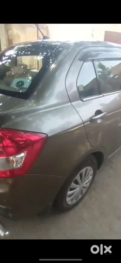 Maruti Swift Dzire 2015 Cng