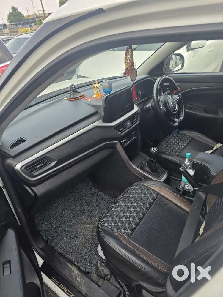 Maruti Brezza Vxi 2024