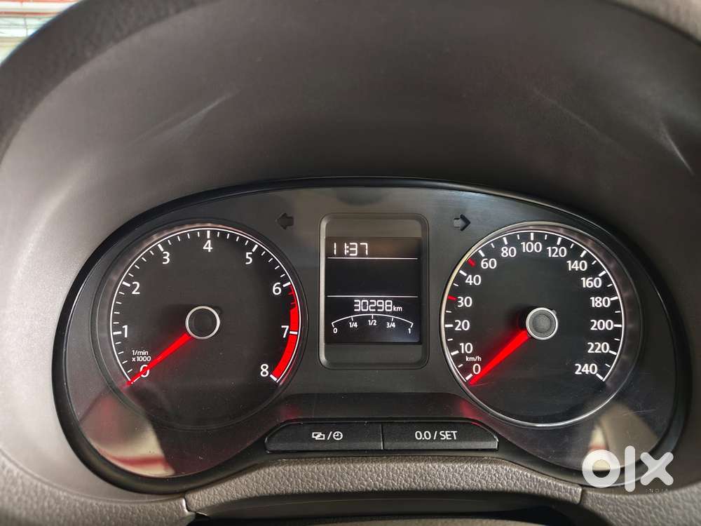 Volkswagen Vento Petrol Highline At, 2019, Petrol