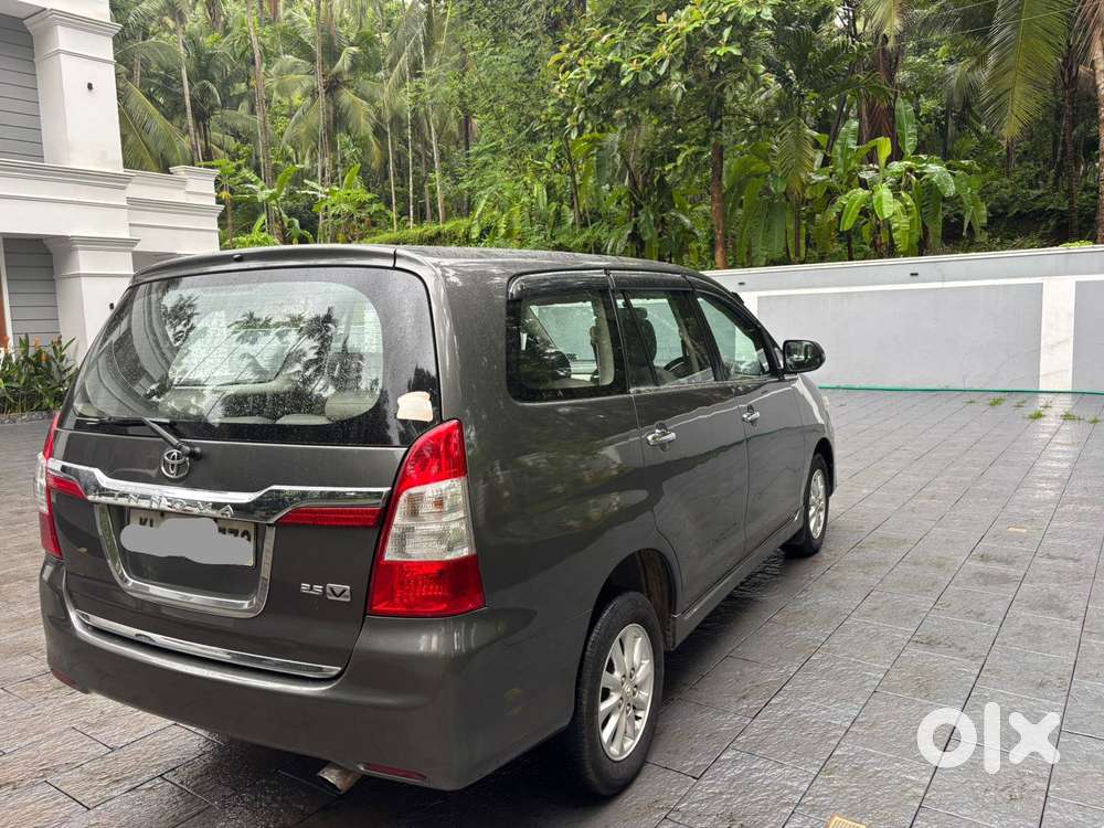 Toyota Innova 2.5 Vx 8 Str, 2012, Diesel