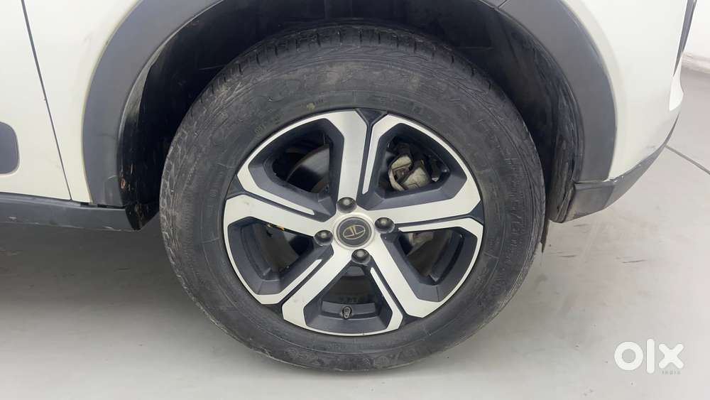 Tata Nexon 1.2 Revotron Xza Plus (o), 2022, Petrol