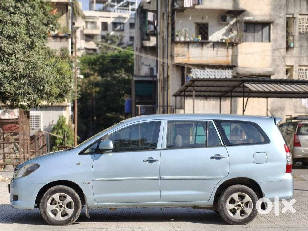 Toyota Innova 2004-2011 2.5 G4 Diesel 8-seater, 2011, Diesel
