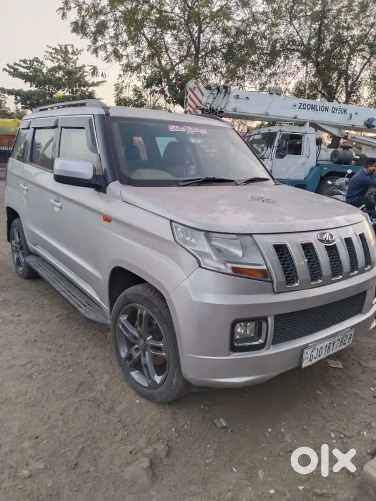 Mahindra Tuv 300 2017
