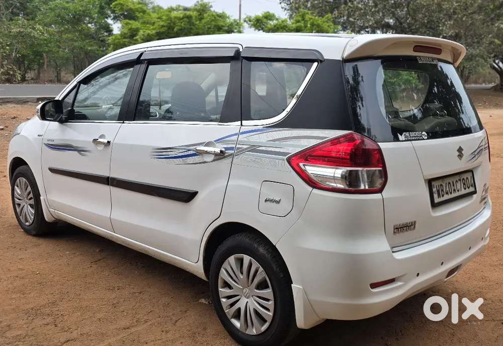 Maruti Suzuki Ertiga Vxi Smart Hybird 2016