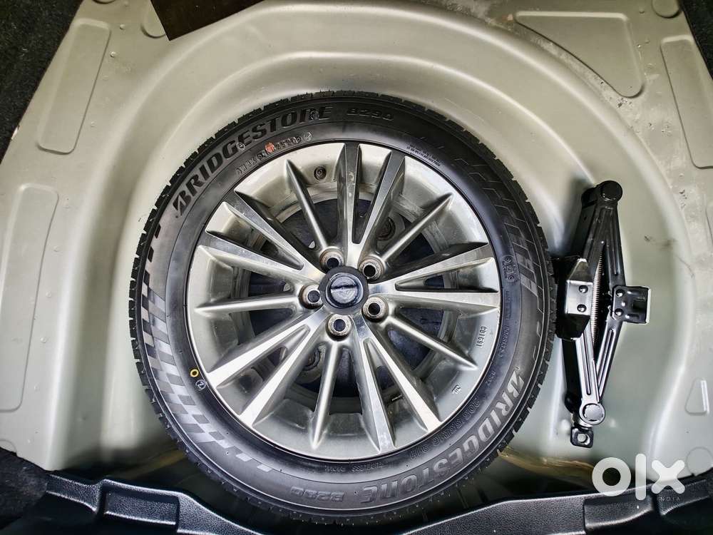 Toyota Corolla Altis 2010-2013 Gl, 2014, Petrol