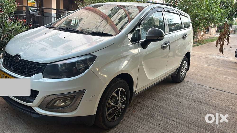 Mahindra Marazzo Diesel 2019