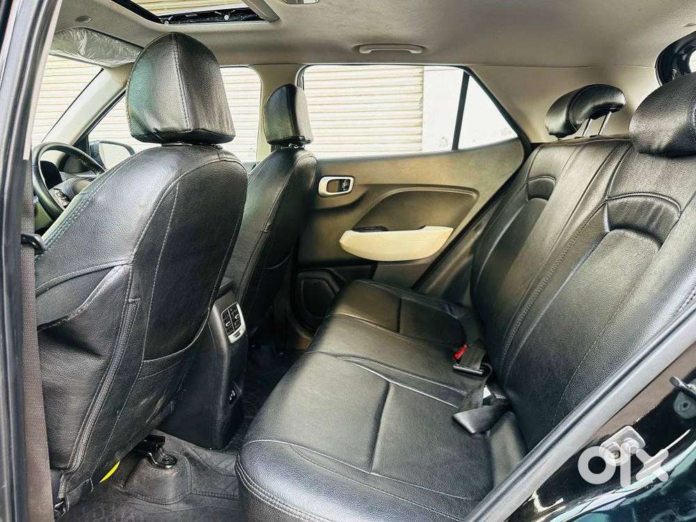 Hyundai Venue Sx Mt, 2023, Diesel