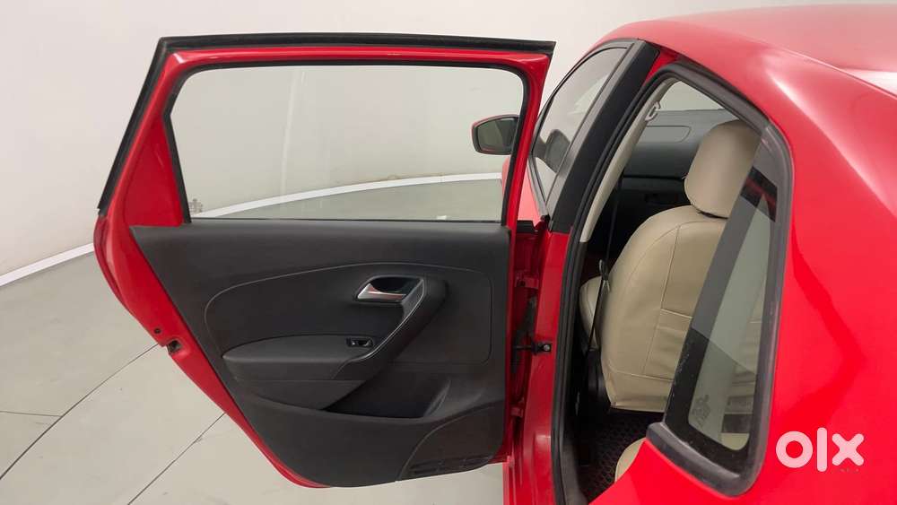 Volkswagen Polo Petrol Comfortline 1.2l, 2015, Petrol