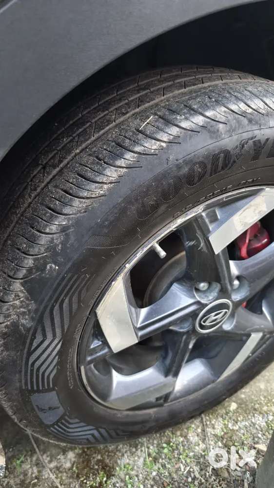 Hyundai Venue 2020 Petrol Well Maintained