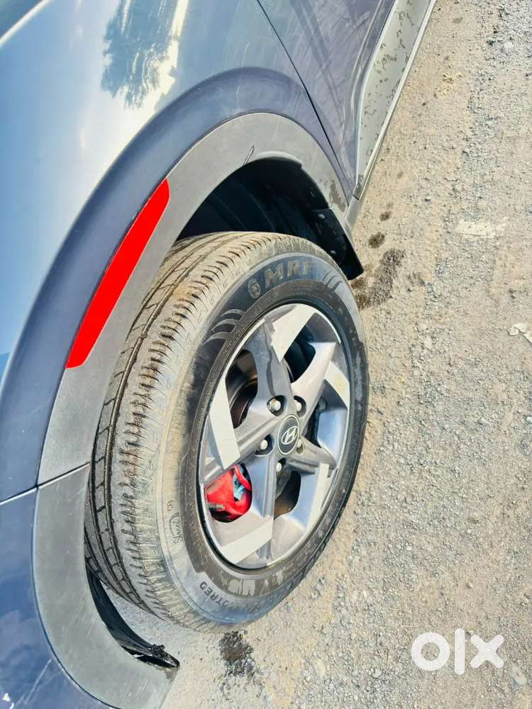 Hyundai Venue 2022 Petrol 85000 Km Driven