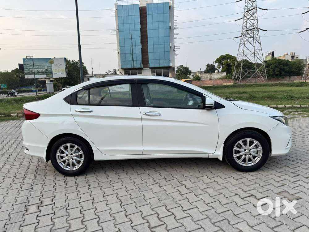 Honda City I-vtec Sv, 2018, Petrol