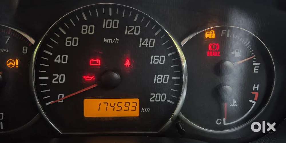 Maruti Suzuki Dzire 1.2 Vxi 2011