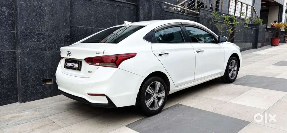 Hyundai Verna 1.5 Sx (o) Vtvt Ivt, 2018, Petrol