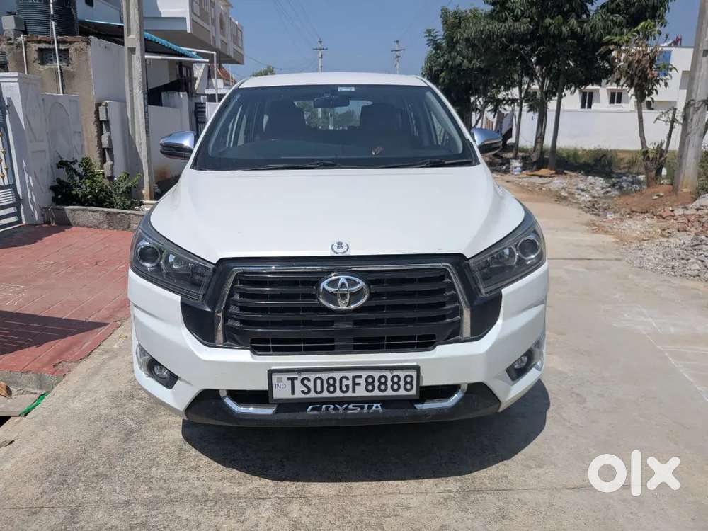 Toyota Innova Crysta 2019