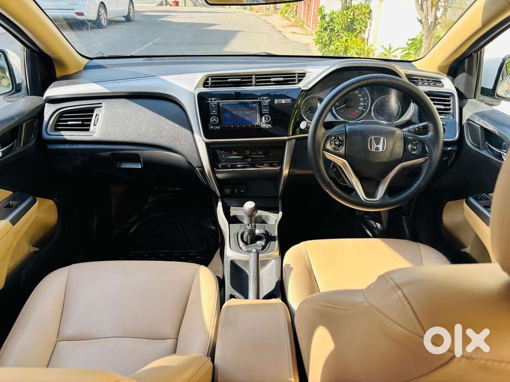 Honda City 2015-2017 I Vtec V, 2016, Petrol