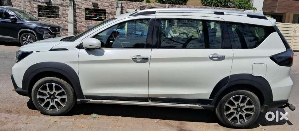 Maruti Suzuki Xl6 1.5 Alpha Mt, 2023, Petrol