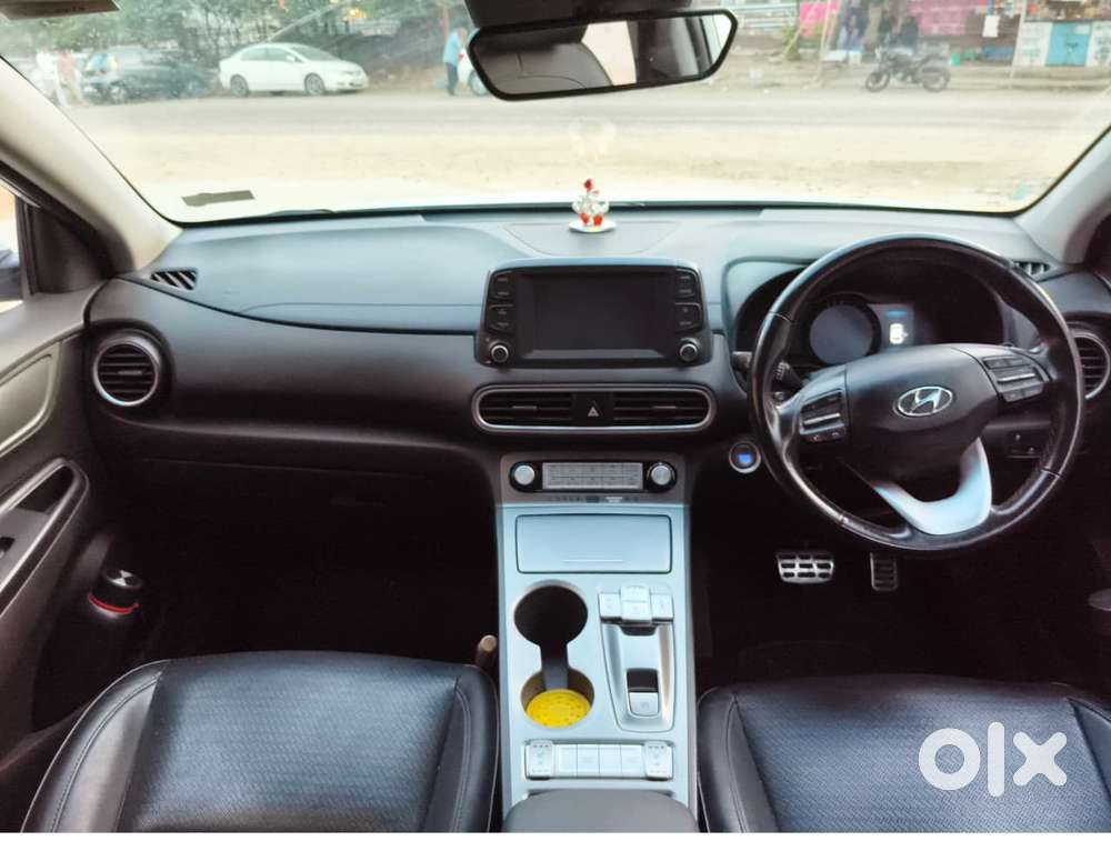 Hyundai Kona Electric Premium Dual Tone, 2024, Electric