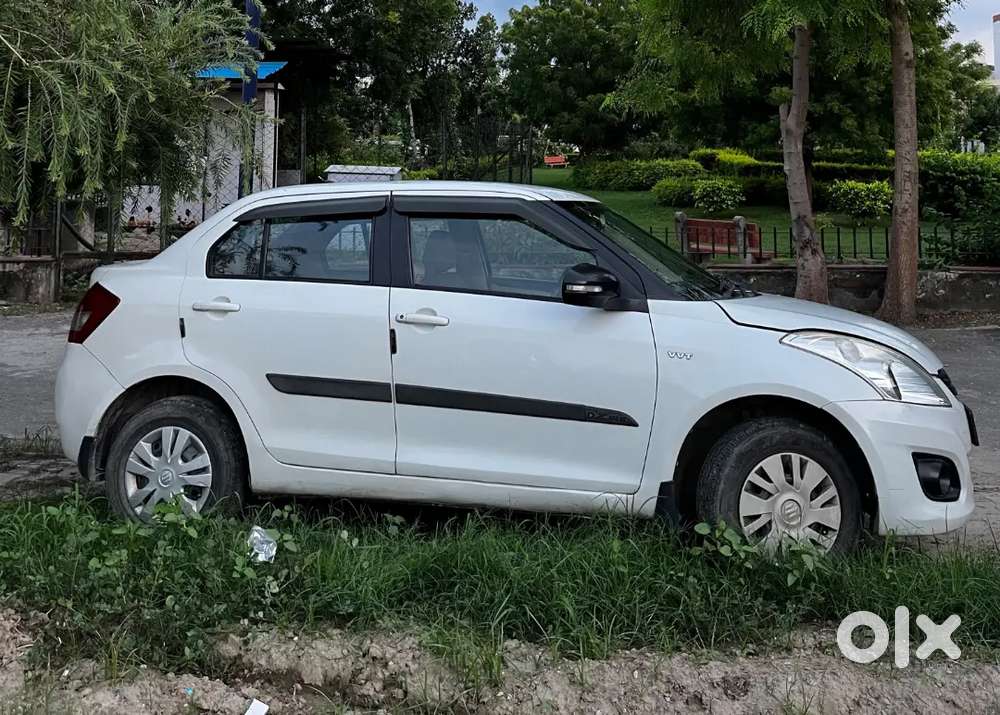Maruti Suzuki Dzire 1.2 Vxi 2012
