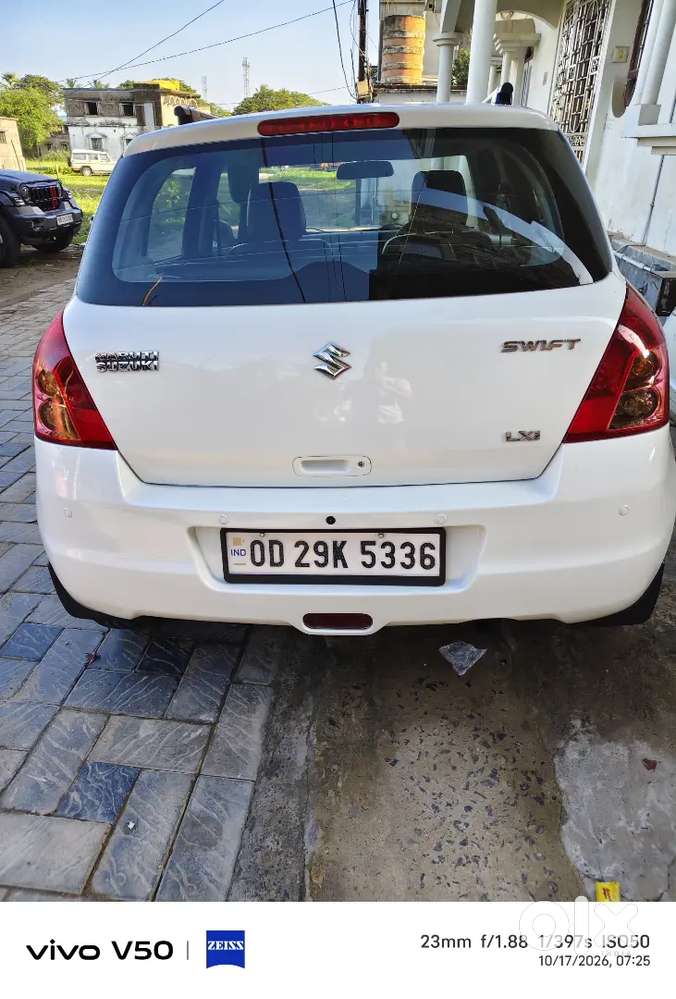 Maruti Suzuki Swift Lxi 2009 Car