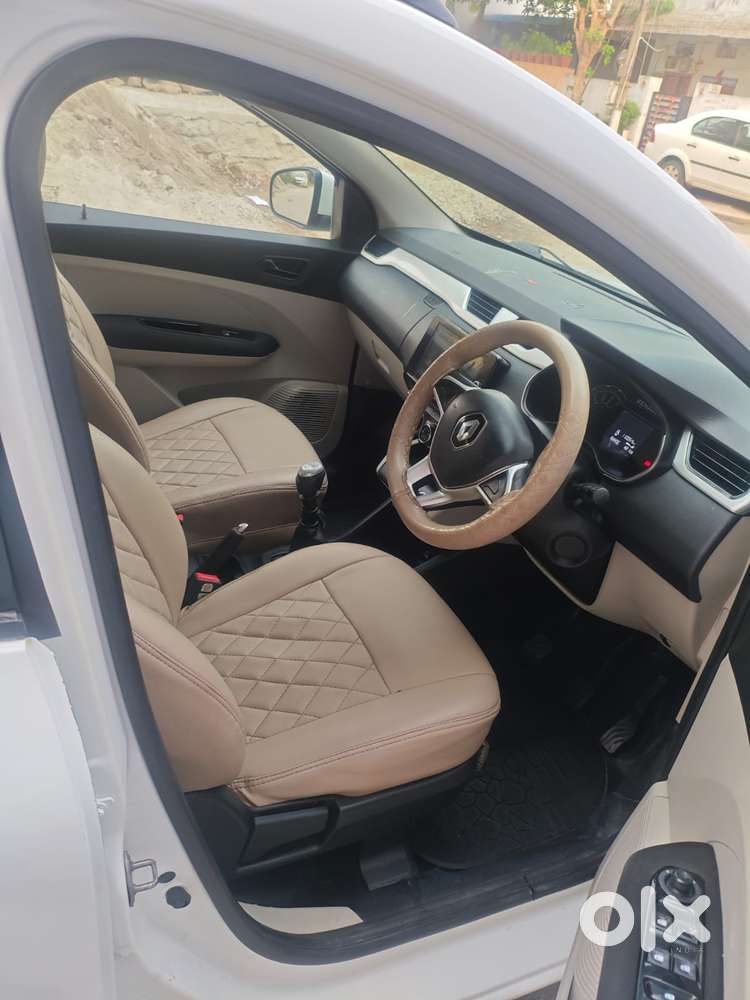 Renault Triber Rxz, 2020, Petrol