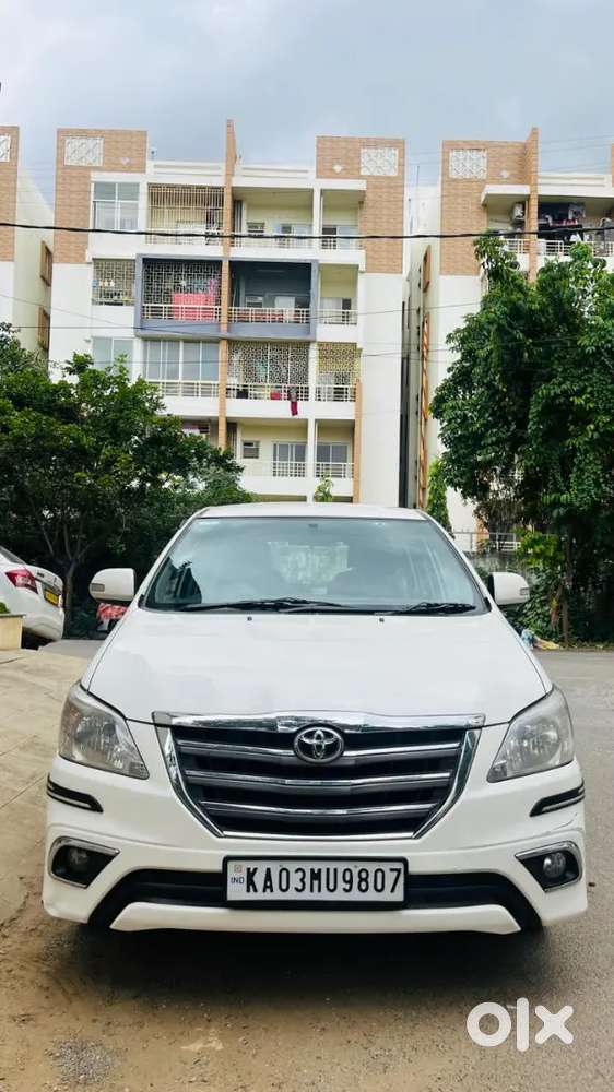 Toyota Innova 2014 Diesel Manual Family Car