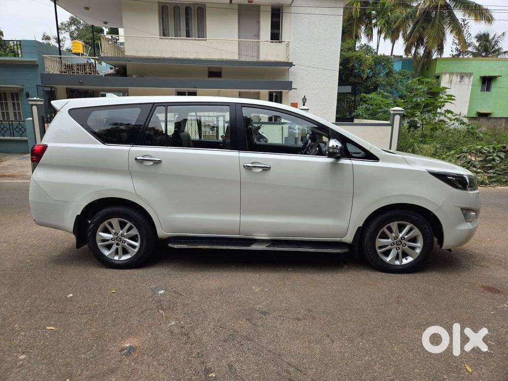 Toyota Innova Crysta 2.8 Z, 2017, Diesel