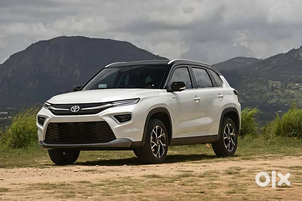 Toyota Urban Cruiser Hyryder 1.5 V Hybrid, 2023, Petrol