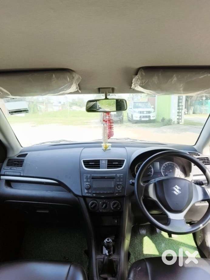 Maruti Suzuki Swift Vxi, 2015, Petrol