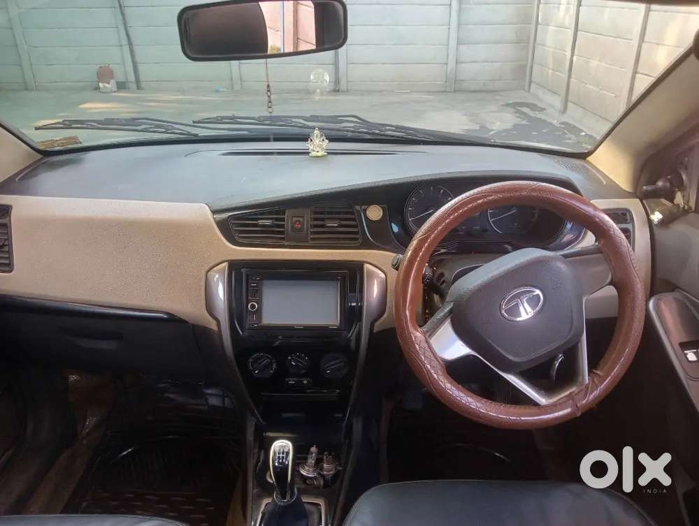 Good Condition Engine Cool Ac 60 Percent Tyres