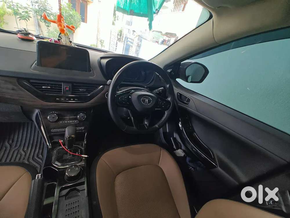 Tata Nexon Kaziranga Edition Top Model Petrol Automatic