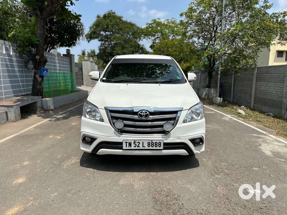 Toyota Innova 2004-2011 2.5 V Diesel 8-seater, 2014, Diesel