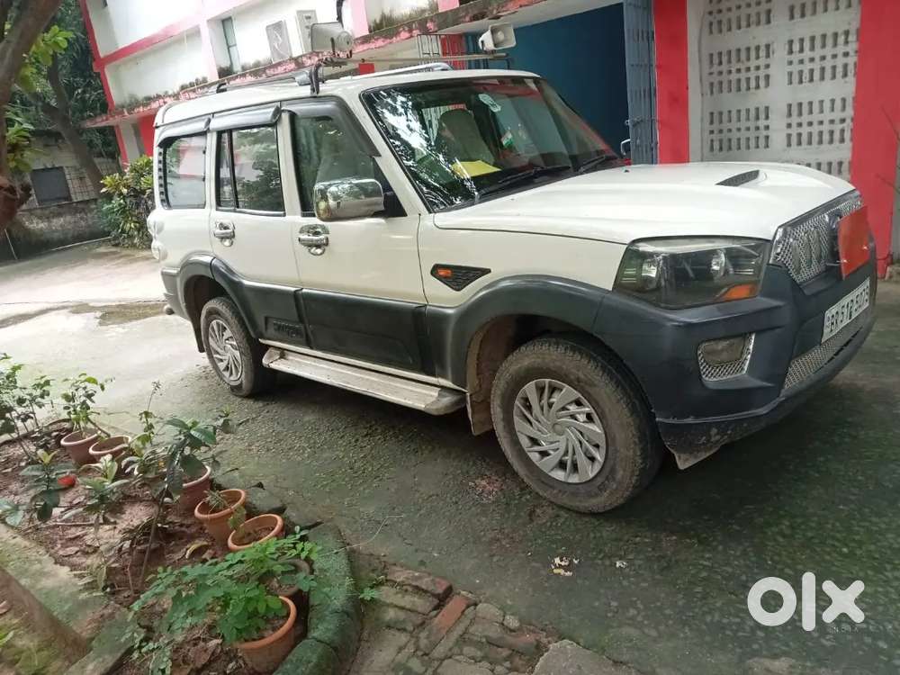 Mahindra Scorpio Classic 2016 Diesel Manual